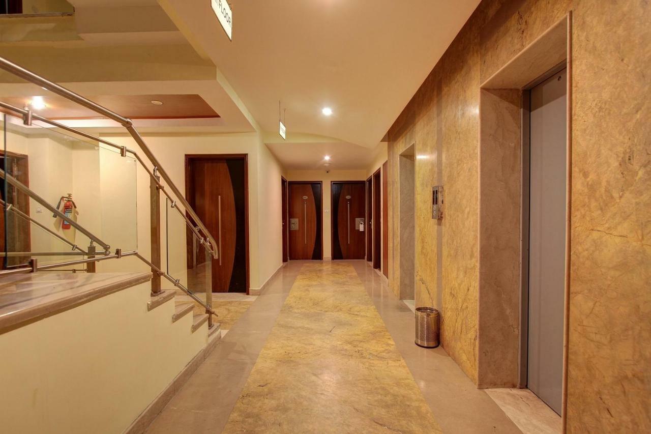 Capital O 46218 Royal Cottage Suite Kanpur Buitenkant foto