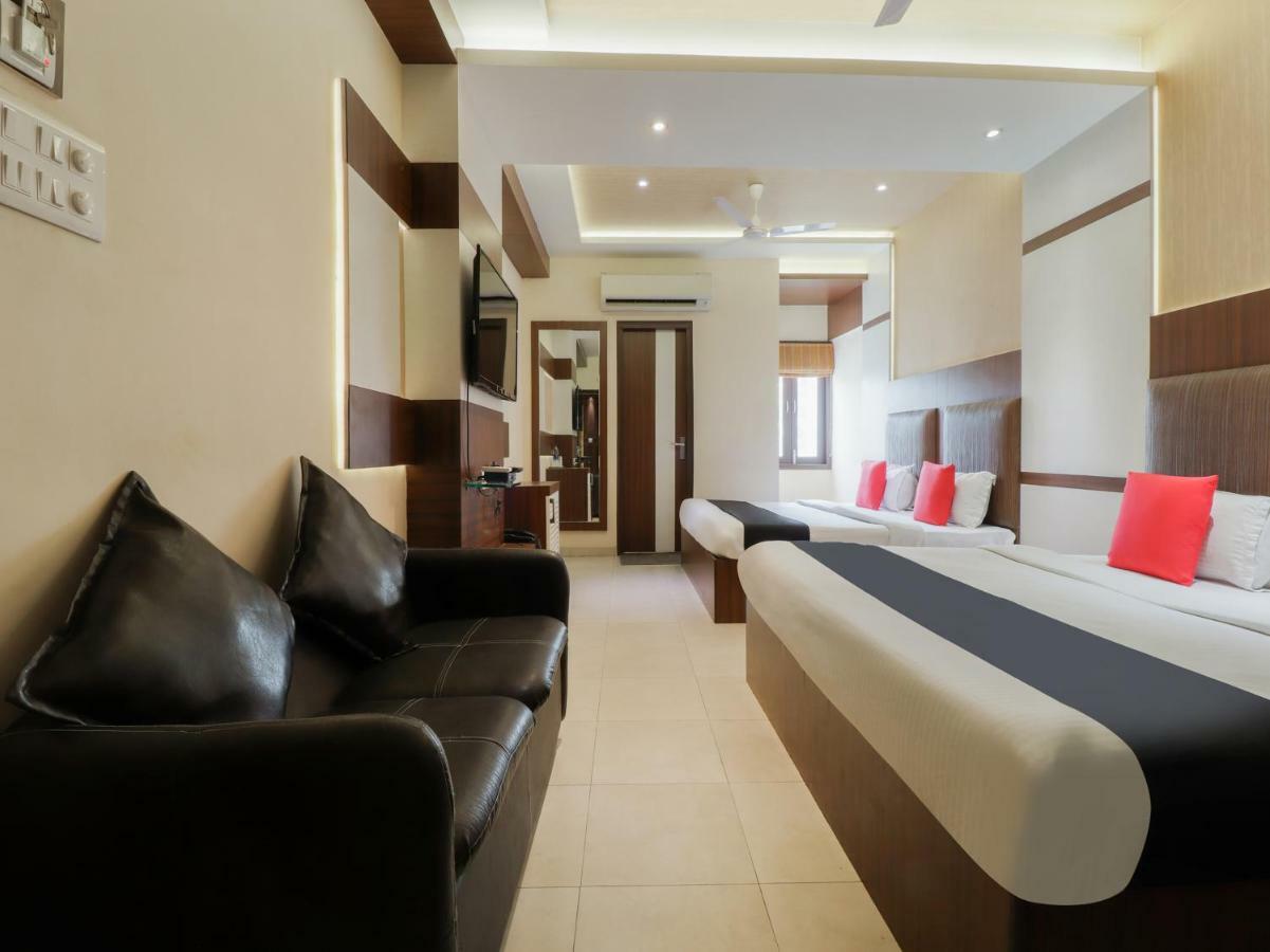 Capital O 46218 Royal Cottage Suite Kanpur Buitenkant foto